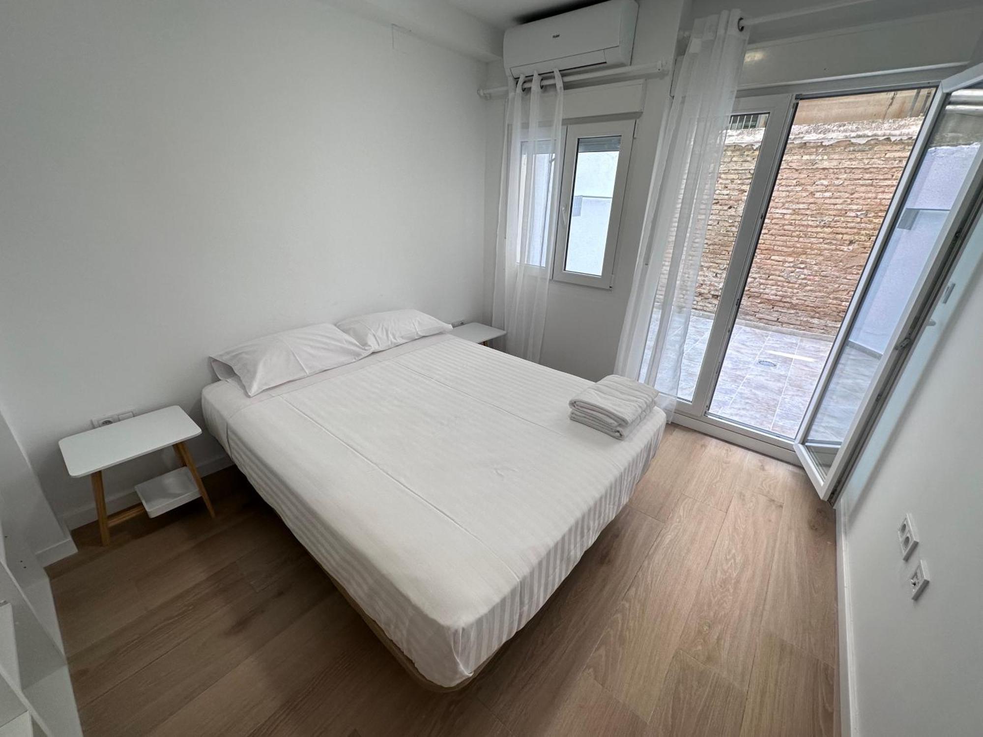 Artes Y Oficios Apartaments Ab Валенсия Екстериор снимка